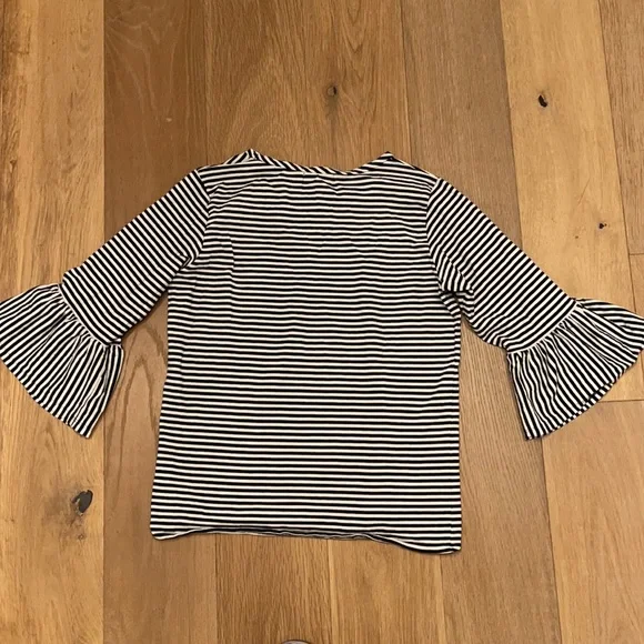 Vineyard Vines Bell Sleeve Tee - Picture 5 of 5